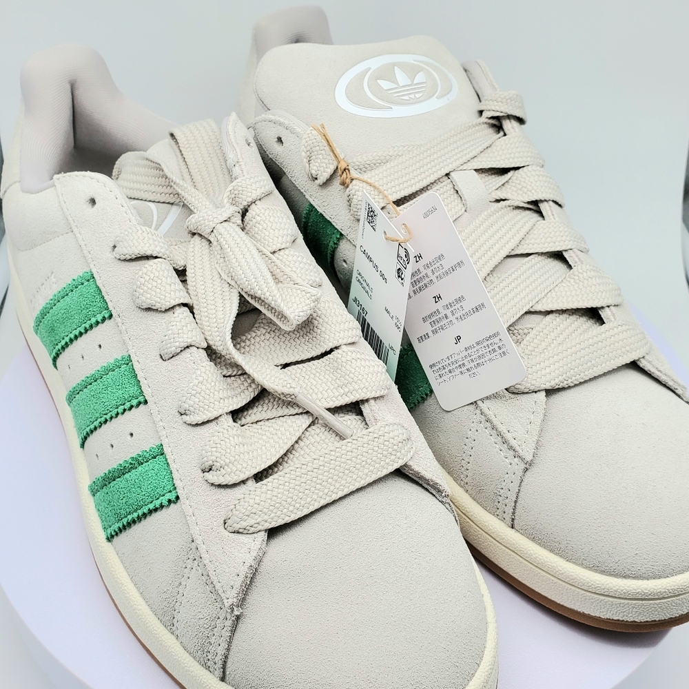 Adidas Campus Men's Athletic Shoes Size 11 NWT & original box.